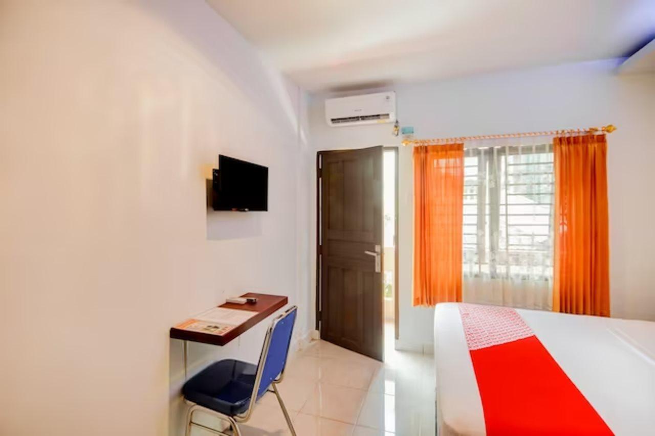 Teratai Guesthouse At Rs Adam Malik Medan Mitra Reddoorz Esterno foto